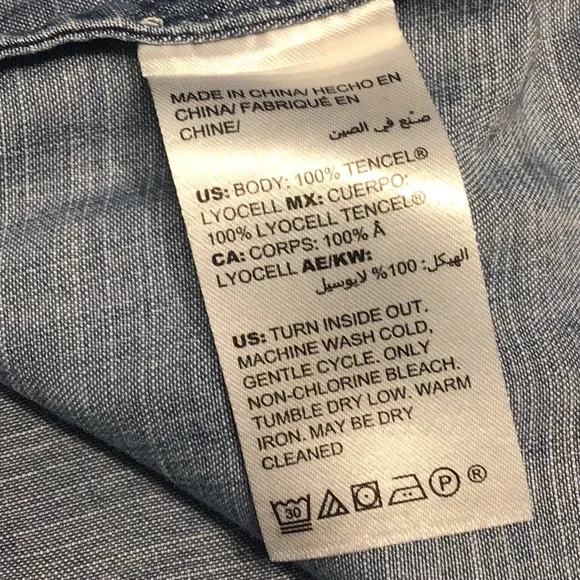 Chico’s chambray tunic - Picture 5 of 6